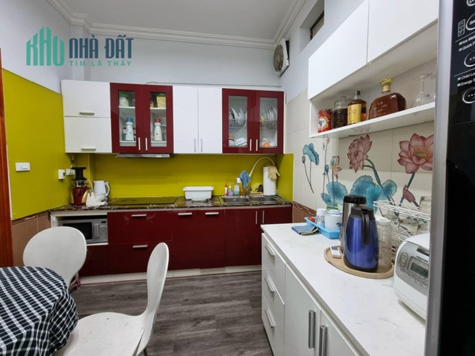 45m Mặt Tiền 4m Ô Tô Đỗ Cửa. Giá Chưa Tới 5 Tỷ. Chủ Bán Nhanh.
