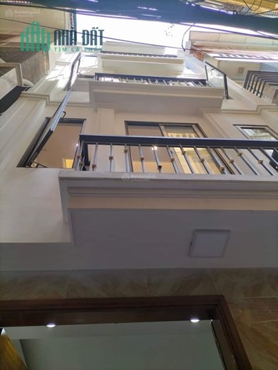 Bán nhà riêng phố Nguyễn Khang, Cầu Giấy 38m2x5tầng, ở luôn, ngõ nông đẹp...gần phố, hồ giá 4tỷ5
