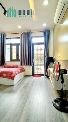 Giảm cực sâu 1.2 tỷ, nhà Nguyễn Thiện Thuật, 65m2, 3 tầng, chỉ 5 tỷ 700