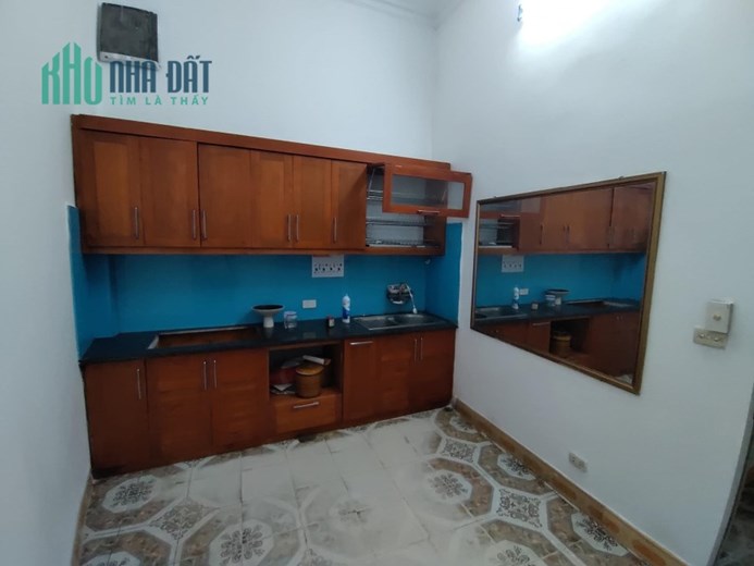 BÁN NHÀ QUẬN HBT- NGÕ BA GÁC PHI- DIỆN TÍCH RỘNG- GIÁ RẺ DƯỚI 70TR/M2