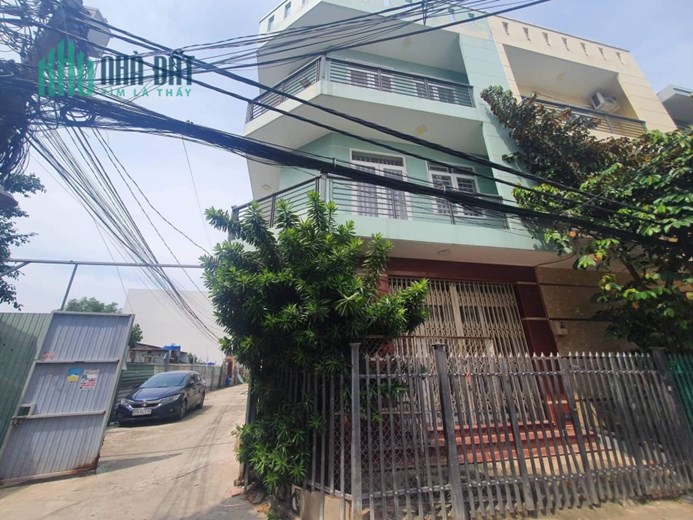 BÁN NHÀ HXH THÔNG HUỲNH TẤN PHÁT VÀ 
ĐÀO TRÍ, QUẬN 7, CĂN GÓC, DT 9 X 14M, GIÁ CHỈ 8 TỶ 5