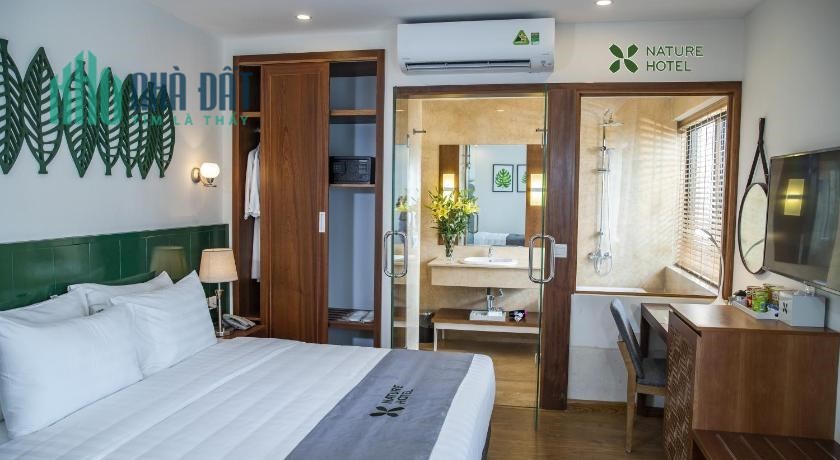 💥 Bán Khách sạn 9T Phố Trần Thái Tông, 150m2 MT 9m, 400tr/tháng, Chỉ 74 Tỷ 💥