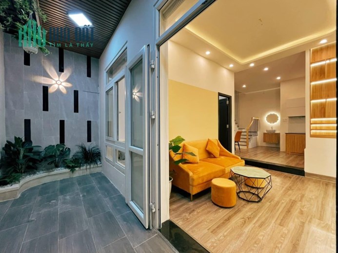 NGÔI NHÀ 2 TẦNG FULL NỘI THẤT SÁT ĐƯỜNG HÀ HUY TẬP GIÁ CHỈ HƠN 2 TỶ XÍU XIU