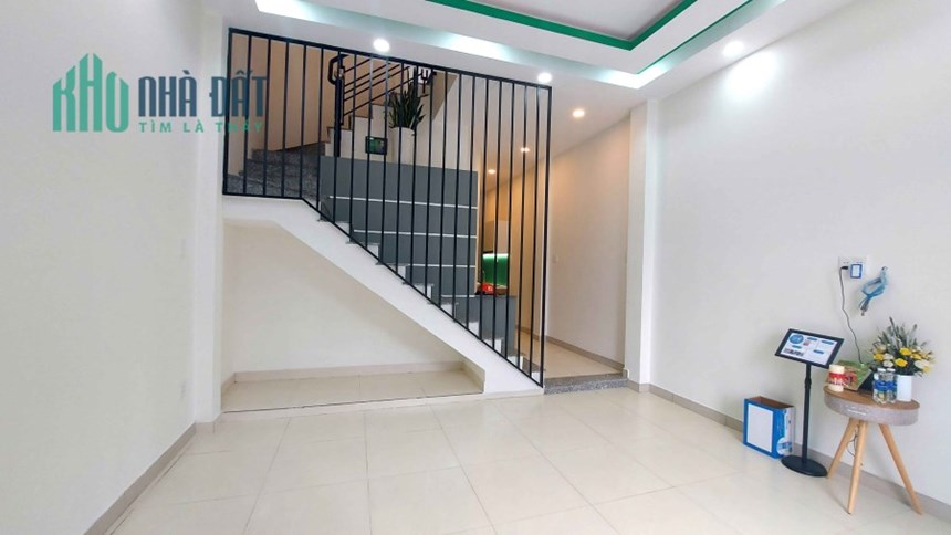 GIẢM SỐC 500TR, BÁN NHÀ QUỐC LỘ 13 HIỆP BÌNH PHƯỚC THỦ ĐỨC 60M2_4.5x13M, HẺM XE HƠI, 2 TẦNG ĐẸP