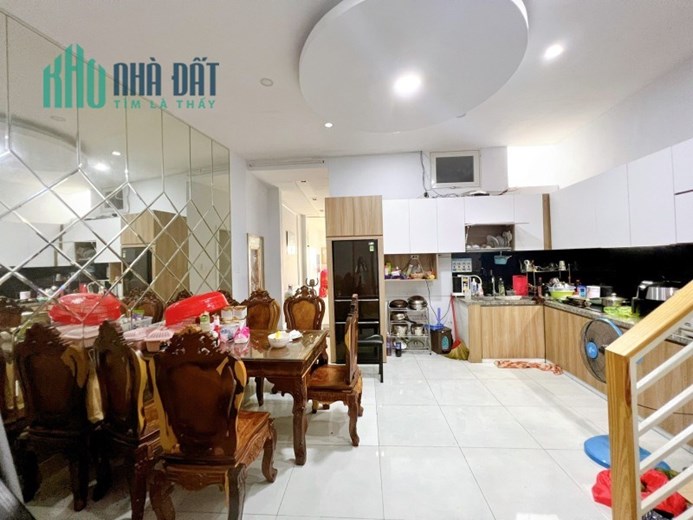 Bán Nhà Hoàng Hoa Thám Bình Thạnh 130m2 Hẻm Xe Hơi 11 Tỷ 9