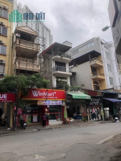 BÁN NHÀ VỊ TRÍ ĐẸP LÔ ĐẤT RỘNG NHIỀU TIỆN ÍCH