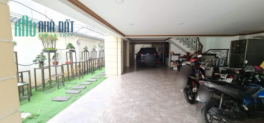 Bán nhà Biệt thự Mặt tiền đường, gần Giga Maill Phạm Văn Đồng, 9x19m, 4 Tầng, 6PN, 19.5 tỷ