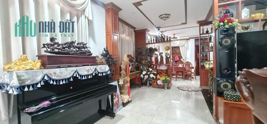 Bán nhà Biệt thự Mặt tiền đường, gần Giga Maill Phạm Văn Đồng, 9x19m, 4 Tầng, 6PN, 19.5 tỷ