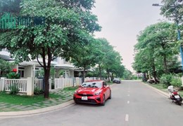 Nhà phố hiện đại Nguyễn Thị Tư - Cảng Phú Hữu khu Compound bảo vệ 24/24 giá nhỉnh 6 tỷ