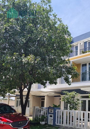 Nhà phố hiện đại Nguyễn Thị Tư - Cảng Phú Hữu khu Compound bảo vệ 24/24 giá nhỉnh 6 tỷ