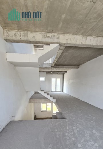 Nhà phố hiện đại Nguyễn Thị Tư - Cảng Phú Hữu khu Compound bảo vệ 24/24 giá nhỉnh 6 tỷ