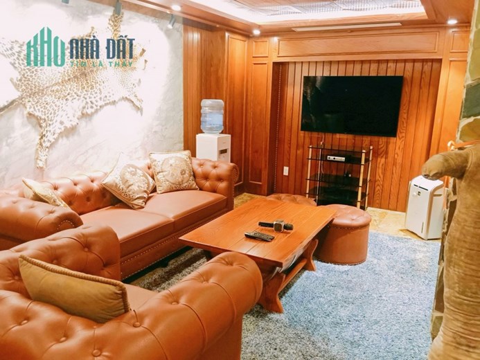 Bán nhà 79m2 phố Nghi Tàm, Tây Hồ Biệt thự Mini Gara Ô tô 7 chỗ 11.3 Tỷ