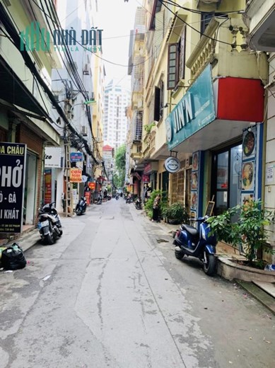 Bán nhà đẹp Xuân Thủy,47m x MT 4.5m, KD đỉnh, ngõ thông ô tô qua nhà  8.9 Tỷ.