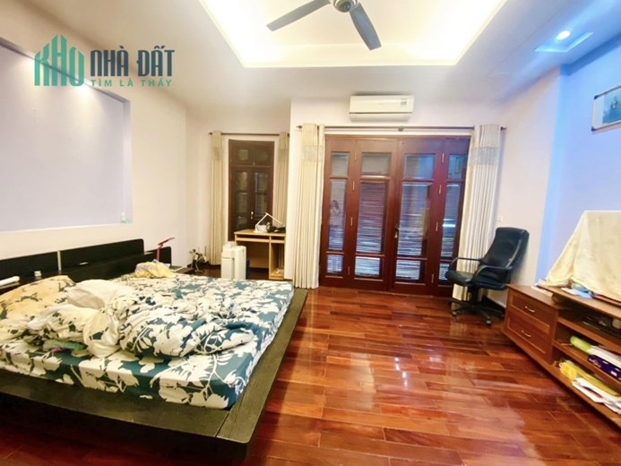 70m Xây 6 Tầng Thang Máy. Phố Trung Kính Trung Tâm Cầu Giấy. Chủ Tự Xây Tâm Huyết Thiện Chí Bán