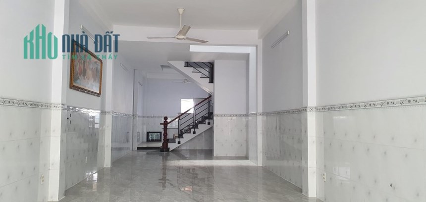 Ngộp Lắm, Bán Nhà MT Linh Chiểu, Thủ Đức, DT 120M, Cách Chợ Thủ Đức 200M, Giá 8 Tỷ