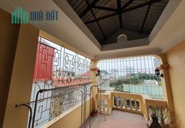Bán nhà Linh Quang 40m2 x 4T, 2 thoáng, phân lô, ở sướng, nhỉnh 4 tỷ, lh 0966037496