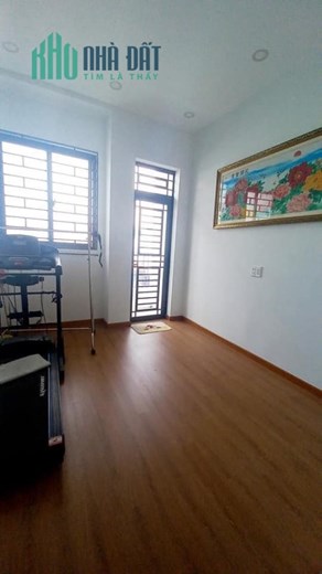 Nhà Đẹp Mới Nội Thất Đầy Đủ hẻm đẹp..khu vực tốt, Dt 36m,2L,2PN,TT NHÀ BÈ