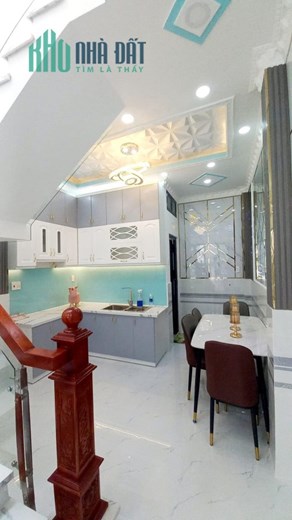 NHÀ ĐẸP LUNG LINH.. XE TẢI ĐẾN NHÀ.. VỊ TRÍ KHÔNG THỂ ĐẸP HƠN..TRUNG TÂM THỊ TRẤN.. GIÁ CHỈ 3.180