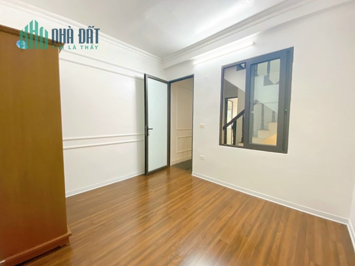 6.NHÀ MẶT ĐƯỜNG THƯ TRUNG 4 TẦNG OTO VÀO NHÀ