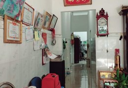 THỊ TRẤN NHÀ BÈ - ĐƯỜNG ĐẶNG NHỮ LÂM - HẺM 3 GÁC - 64M2 - CẤP 4 - CHỈ 3 TỶ 5 - CHÍNH CHỦ TRANG BÌA