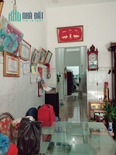 THỊ TRẤN NHÀ BÈ - ĐƯỜNG ĐẶNG NHỮ LÂM - HẺM 3 GÁC - 64M2 - CẤP 4 - CHỈ 3 TỶ 5 - CHÍNH CHỦ TRANG BÌA