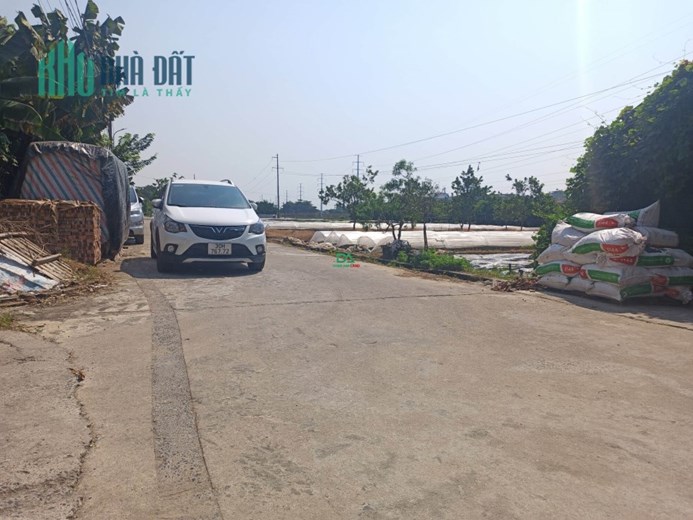 Bán 66.8m2 đất Thố Bảo Vân Nội – Đường thông Ô tô ngay sát bìa làng giá 3x