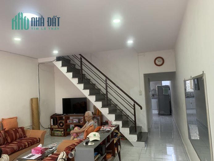 Bán nhà trung tâm tp Nha Trang, hẻm ô tô Trần Quý Cáp
