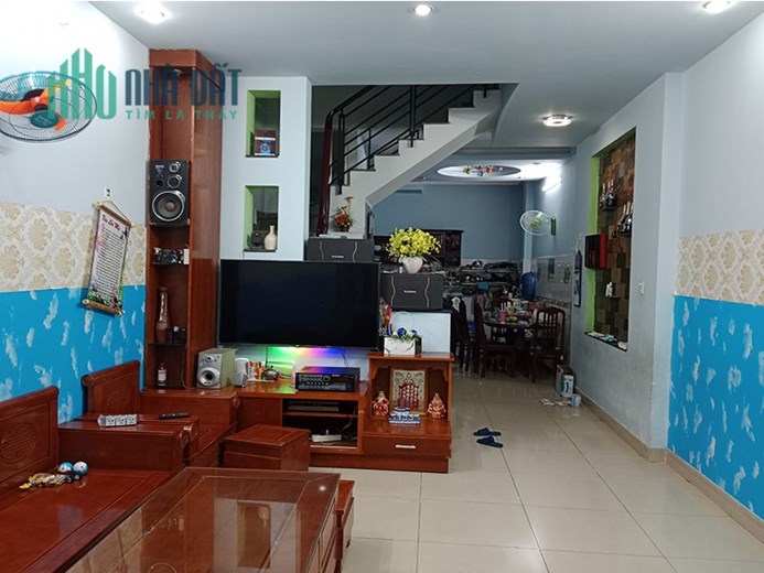 Kẹt ngân hàng, bán gấp nhà Lê Quang Định, Bình Thạnh, 65m2, 3PN, gần Quận 1