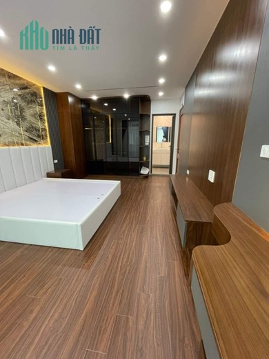 Bán nhà mặt ngõ 183 Hoàng Văn Thái, Thanh Xuân 44m, 4 tầng. Giá: 11.7 tỷ