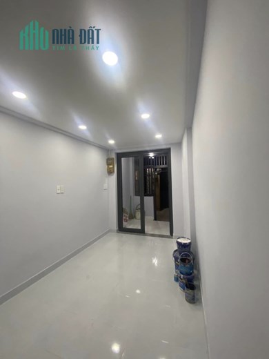 Chỉ 2.4 tỷ,hẻm ba gác Thích Quảng Đức Phú Nhuận