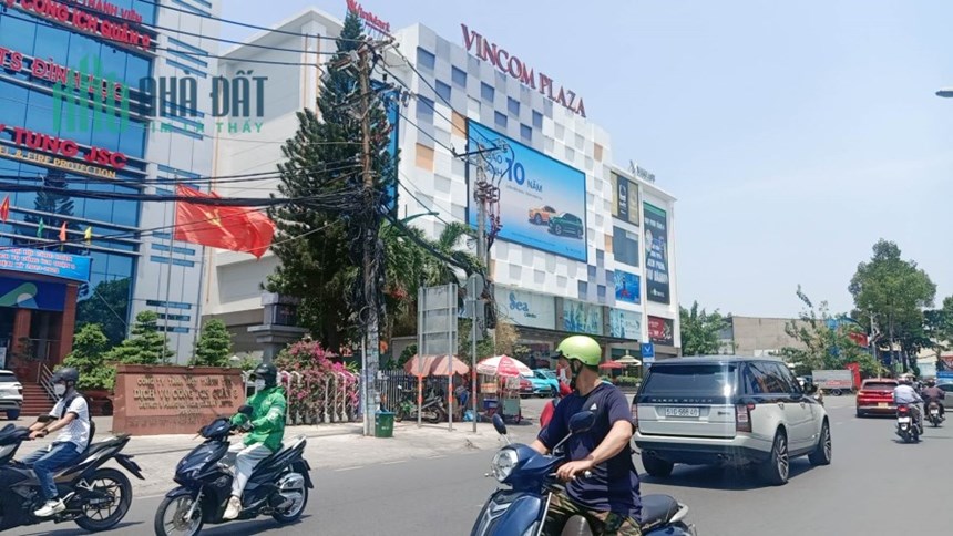 Siêu hiếm, siêu hót Mặt tiền Lê Văn Việt, Thủ Đức, 3500m, giá chỉ 530 tỷ.
