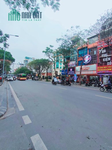 BÁN NHÀ RIÊNG PHỐ HUỲNH THÚC KHÁNG - ĐỐNG ĐA. PHÂN LÔ Ô TÔ TRÁNH. DT 51M. GIÁ 20,5 TỶ