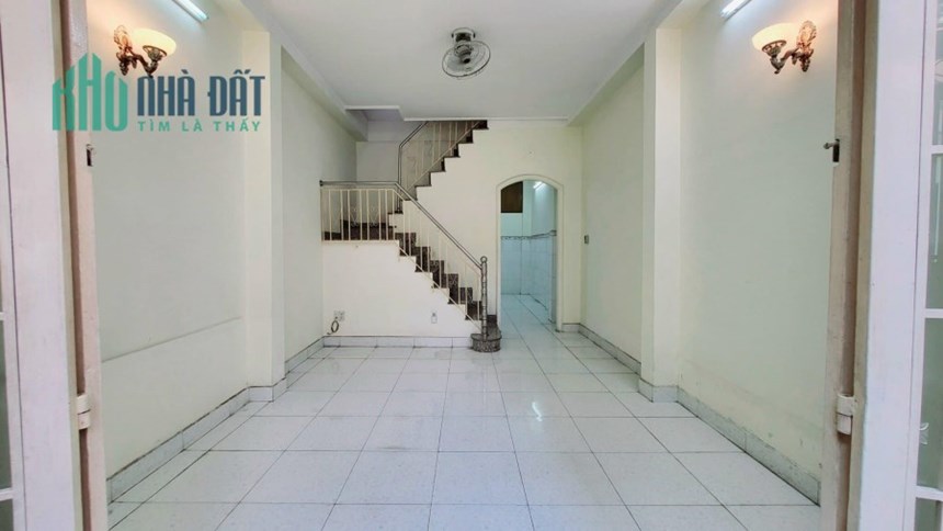 BÁN NHÀ HẺM XE HƠI THÍCH QUẢNG ĐỨC 4M X 13M GẦN NHIỀU TIỆN ÍCH XUNG QUANH.