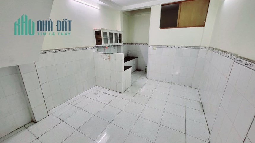 BÁN NHÀ HẺM XE HƠI THÍCH QUẢNG ĐỨC 4M X 13M GẦN NHIỀU TIỆN ÍCH XUNG QUANH.