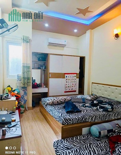 Bán nhà Giá rẻ Gần Q.1, Hẻm xe hơi Đường Vũ Tùng, P.2 Bình Thạnh, 80m2, 3 Tầng, 4PN