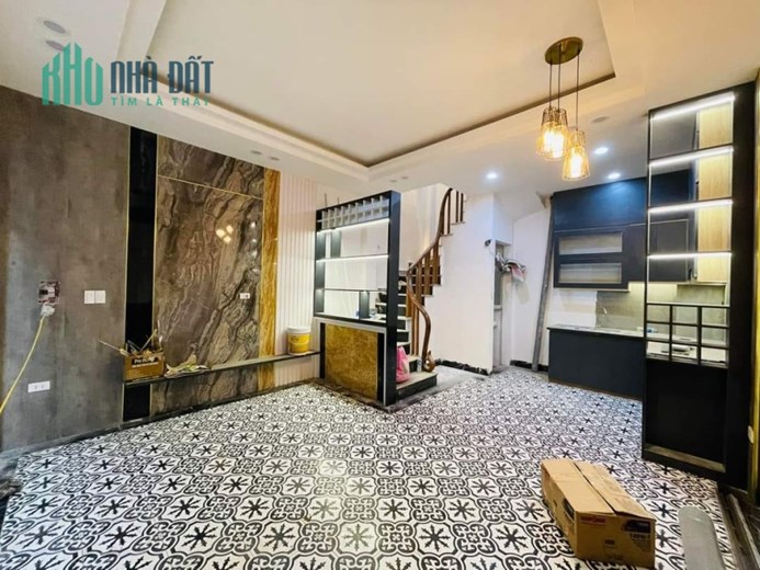 40m Mặt Tiền 5m Giá 4,1 Tỷ. Nhà Chủ Xây Mới Tâm Huyết. Ngõ Rộng Ở Cực Sướng. Chủ Thiện Chí Bán Nhà