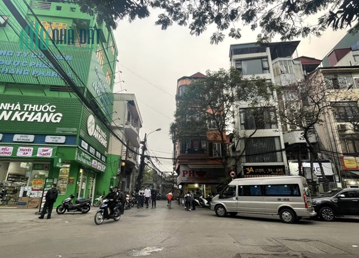 Nhà 40m Xây 5 Tầng Mặt Phố Quốc Tử Giám. Lô Góc Kinh Doanh Cực Đỉnh. Chủ Thiện Chí Bán Nhà Quốc Tử
