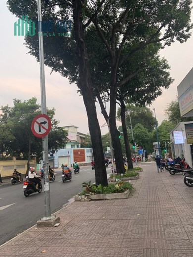 Bán Nhà Mặt Tiền Võ Thị Sáu Phường 8 Quận 3 Giá 22 Tỷ.