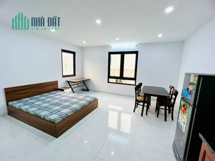 Bán tòa nhà CCMN, Trung Kính, Cầu Giấy, 70m, 7 tầng, 12 phòng, DT 72 triệu 1 tháng,  giá 12 tỷ 5.