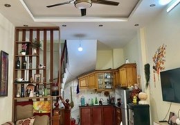 Bán Rẻ Nhà Mới Quận 11, Ô-TÔ ĐỖ CỬA, 82m2, 12.2 TỶ HẠ CÒN 8.2 TỶ