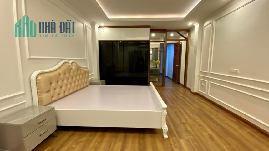 Bán nhà ngõ 91 Nguyễn Chí Thanh, Đống Đa 40m, 5 tầng. Giá: 10.8 tỷ
