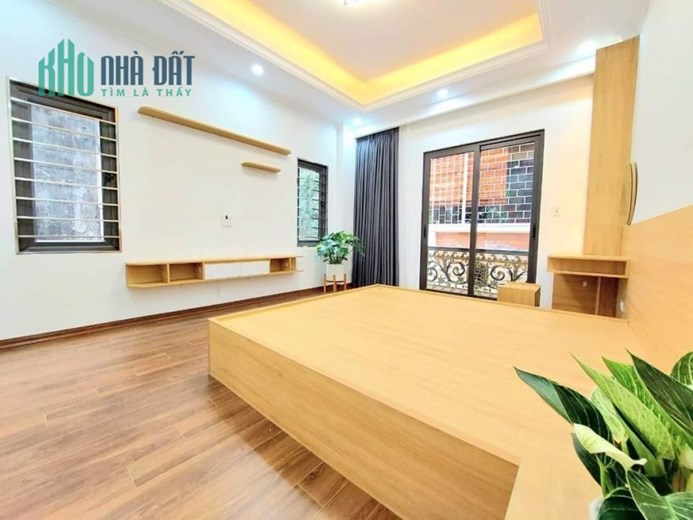 Bán nhà định công dt 36m2 x5T,nhà cực đẹp,mới,giá 3,25 tỷ,ở luôn được