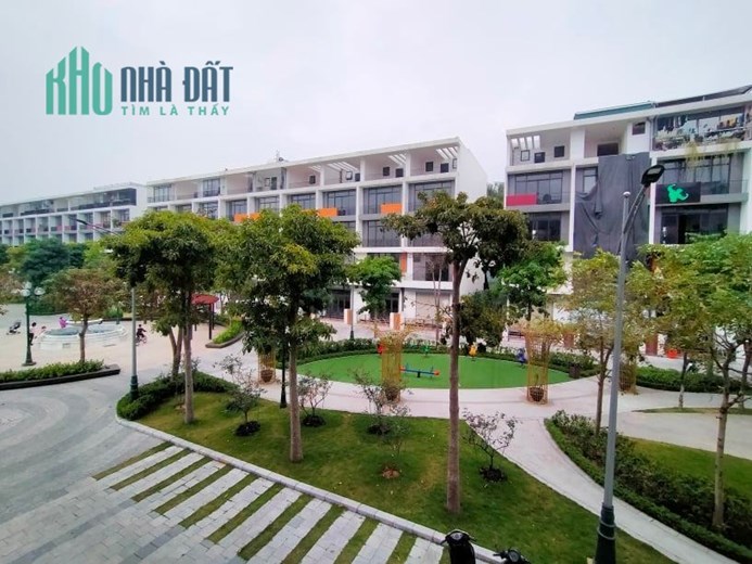 Bán ShopHouse phố Đức Giang, 5 Tầng, Thang Máy,View Công viên, An Sinh Đỉnh.