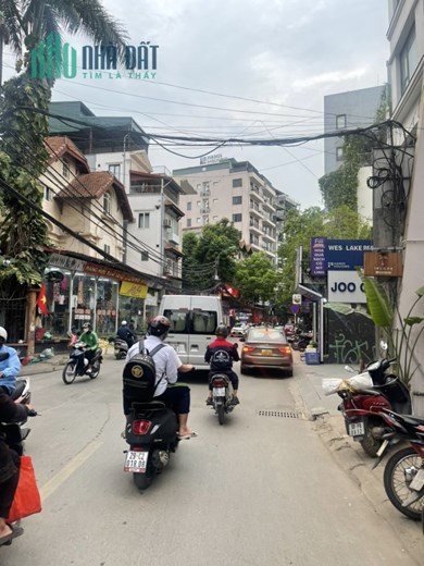 BÁN NHÀ TÂY HỒ, MẶT PHỐ TÔ NGỌC VÂN, 200M2, MẶT TIỀN 15M, OTO ĐỖ CỬA