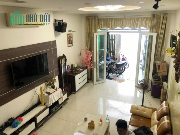 Cần Bán Căn Nhà HXH 4Tầng Tân Sơn Nhì Quận Tân Phú