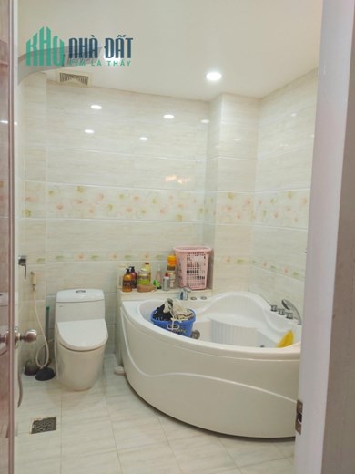 Cần Bán Căn Nhà HXH 4Tầng Tân Sơn Nhì Quận Tân Phú