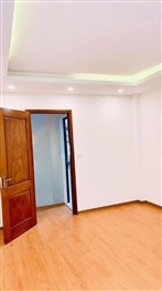 Bán nhà Phân lô Hoàng Cầu, 5 Tầng, ngõ Ô tô rộng, Kinh doanh, Đống Đa, 7,93 tỷ