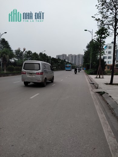 Cho Thuê Sàn TM Toà The Golden An Khánh, Giá Sốc Thuê 2 Tặng 1, Dt Sàn Từ 100m Đến 4200m.