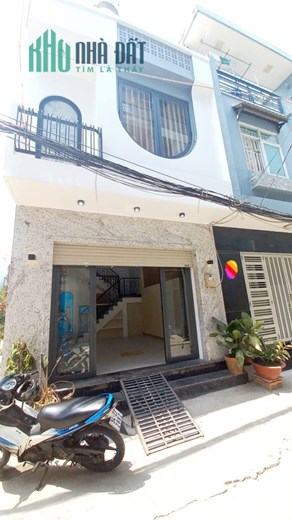 BÁN NHÀ ĐẸP ĐƯỜNG XE HƠI CHÁNH NHAU KHU NHÀ PHỐ ĐẸP ,VỊ TRÍ ĐẸP ,KHU VỰC TỐT.HUỲNH TẤN PHÁT -THỊ