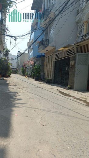 BÁN NHÀ ĐẸP ĐƯỜNG XE HƠI CHÁNH NHAU KHU NHÀ PHỐ ĐẸP ,VỊ TRÍ ĐẸP ,KHU VỰC TỐT.HUỲNH TẤN PHÁT -THỊ